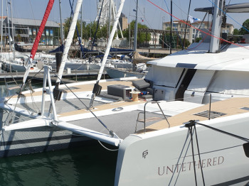 Red de catamaranes - Allegria 060